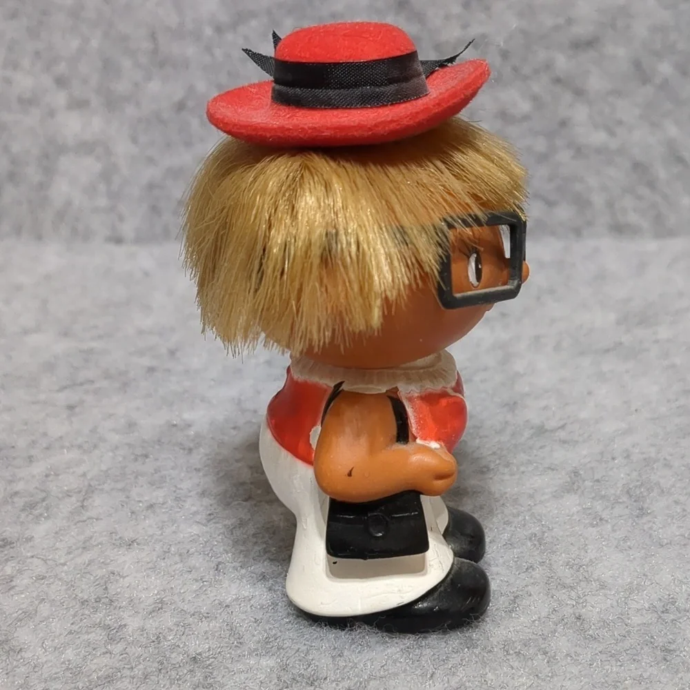 Korean nerdy uggly Vintage Mini doll 60's
